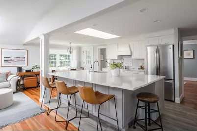 117 Hobart St, Hingham, MA 02043 - Photo 18
