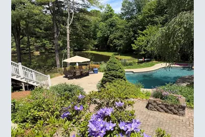 19 Devonshire Rd, Middleton, MA 01949 - Photo 4