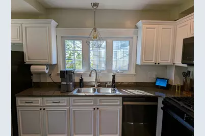 98 Rock Glen Rd, Medford, MA 02155 - Photo 6