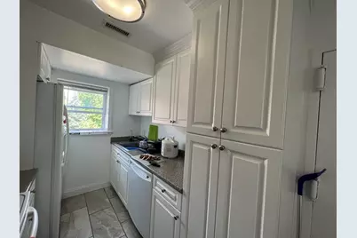 164 Newton St #3, Boston, MA 02135 - Photo 4