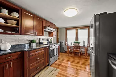 156 South St, Chicopee, MA 01013 - Photo 4
