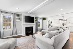 85 Prattown Ln, Bridgewater, MA 02324 - Photo 2