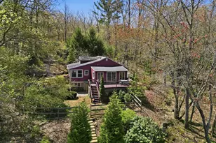 153 Shoreline Dr, West Brookfield, MA 01585 - Photo 2