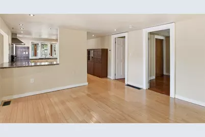 153 Shoreline Dr, West Brookfield, MA 01585 - Photo 18
