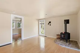 153 Shoreline Dr, West Brookfield, MA 01585 - Photo 16