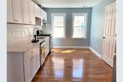 21 Oakland St #3, Cambridge, MA 02139 - Photo 2