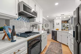 47 Indian Head Rd, Framingham, MA 01701 - Photo 8