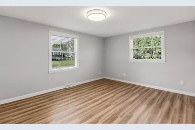 35 Chestnut Hill, South Hadley, MA 01075 - Photo 24