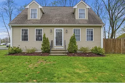 11 California Avenue, Bellingham, MA 02019 - Photo 2