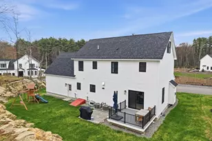 2 Winterberry Cir, Salisbury, MA 01952 - Photo 40