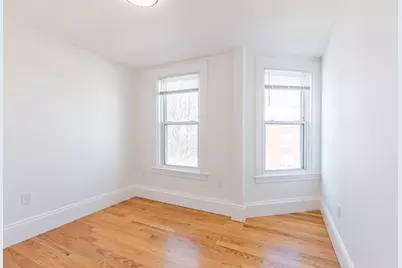 633 East 6th St #2, Boston, MA 02127 - Photo 8