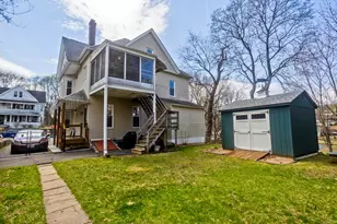 27 Morgan St, Holyoke, MA 01040 - Photo 4
