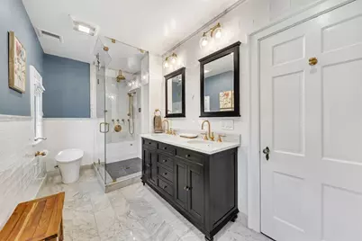 51 Fairfield St, Newton, MA 02460 - Photo 10
