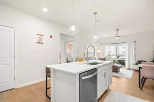 300 Martins Lndg, North Reading, MA 01864 - Photo 4