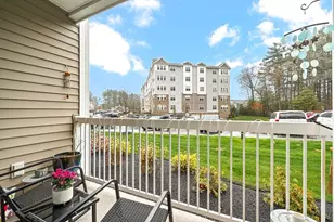300 Martins Lndg, North Reading, MA 01864 - Photo 16