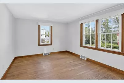 75 Connors St, Fitchburg, MA 01420 - Photo 6