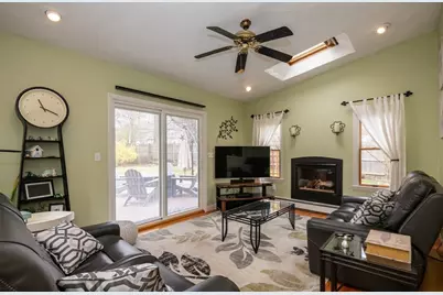 189 West Shore Dr, Marblehead, MA 01945 - Photo 20