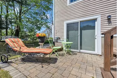 11 Rockland Avenue, Arlington, MA 02474 - Photo 6