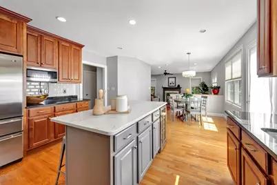 11 Rockland Avenue, Arlington, MA 02474 - Photo 18