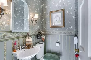 17 Webster St, Malden, MA 02148 - Photo 14