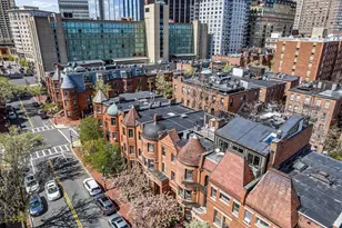 249 W Newton St, Boston, MA 02116 - Photo 4