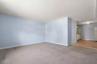 71 Oxford Ave #A, Cambridge, MA 02138 - Photo 2