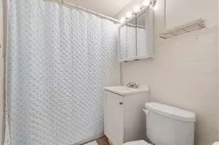 71 Oxford Ave, Cambridge, MA 02138 - Photo 16