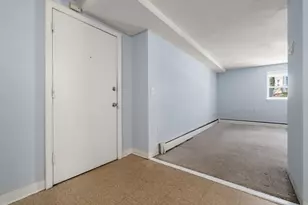 71 Oxford Ave, Cambridge, MA 02138 - Photo 14