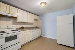 71 Oxford Ave, Cambridge, MA 02138 - Photo 12