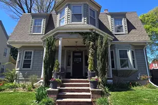 42 Sheridan St, Haverhill, MA 01830 - Photo 2