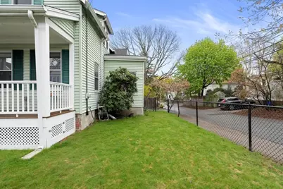 53 Henderson St, Arlington, MA 02474 - Photo 32