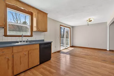 132 Winslow Dr, Stoughton, MA 02072 - Photo 12