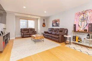 16 Miner St, Boston, MA 02215 - Photo 2
