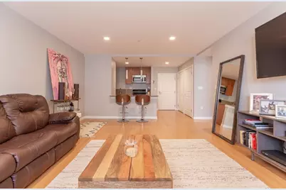 16 Miner St #306, Boston, MA 02215 - Photo 8
