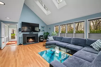 3 Beacon Heights Ln, Marblehead, MA 01945 - Photo 16