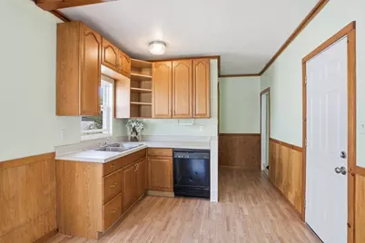 12 Whitcomb Street, Webster, MA 01570 - Photo 10
