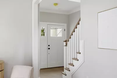30 Waverly Ave, Everett, MA 02149 - Photo 32