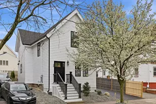 30 Waverly Ave, Everett, MA 02149 - Photo 2