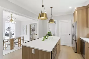30 Waverly Ave, Everett, MA 02149 - Photo 12