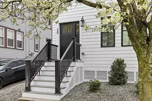 30 Waverly Ave, Everett, MA 02149 - Photo 4