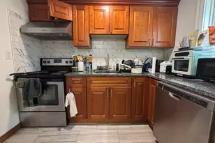 33 Jefferson St, Cambridge, MA 02141 - Photo 2
