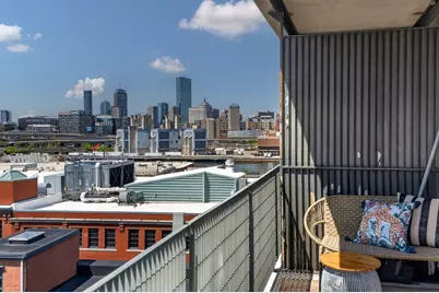 25 Channel Center St #1107, Boston, MA 02210 - Photo 4
