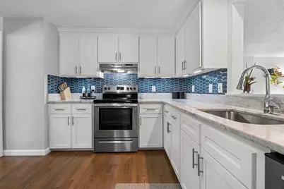 6 Glen Road, Peabody, MA 01960 - Photo 10