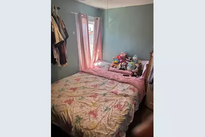 49 Fremont St, Springfield, MA 01105 - Photo 12