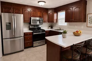 165 Wellman Ave, Chelmsford, MA 01863 - Photo 4