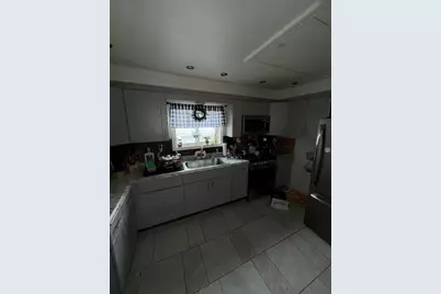 496 Tucker St, Fall River, MA 02721 - Photo 2