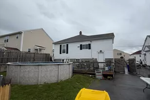 496 Tucker St, Fall River, MA 02721 - Photo 18