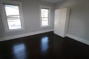 298 Windsor St, Cambridge, MA 02139 - Photo 2