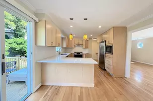 298 Adams St, Newton, MA 02458 - Photo 8