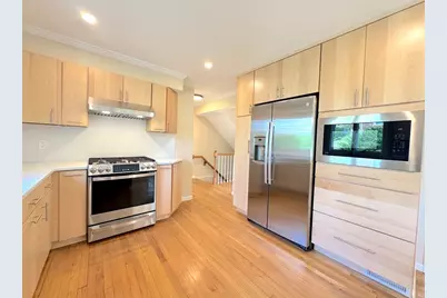298 Adams St #-, Newton, MA 02458 - Photo 6